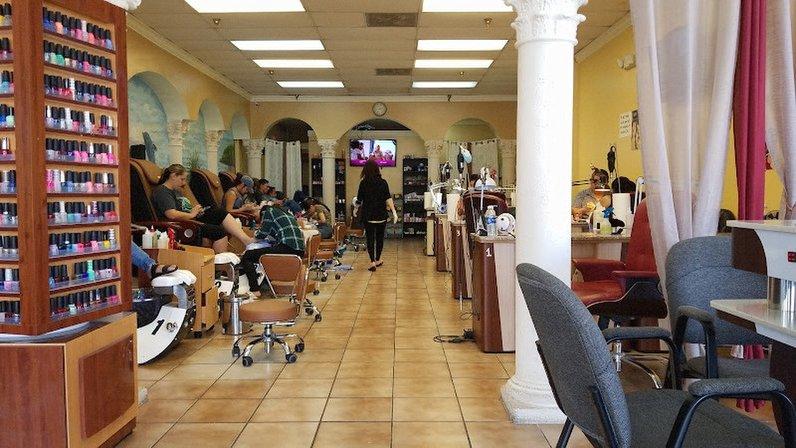 MIMI'S NAIL & SPA