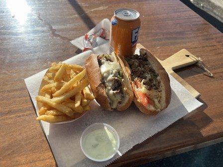 Mays alreem halal food truck