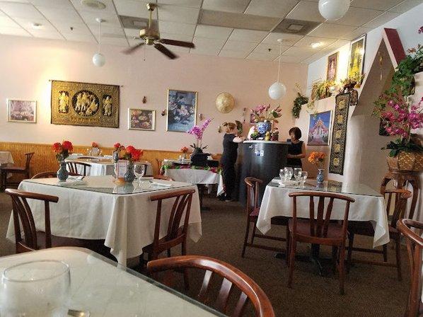 Cafe De Siam