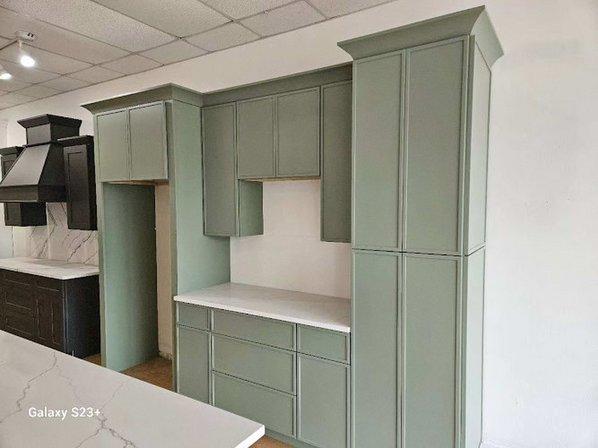 LINS CABINET TAMPA FL
