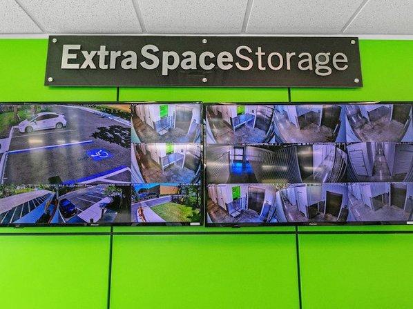 Extra Space Storage