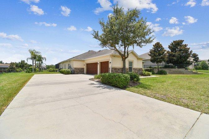 Ark Realty
