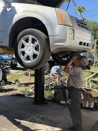 Brothers Repair Shop
