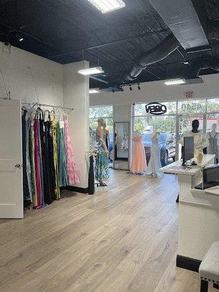 Dina's Tailor & Alterations