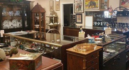 K & M Treasures and Antiques
