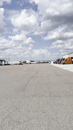 C&S/Winn-Dixie Distribution Center truck entrance