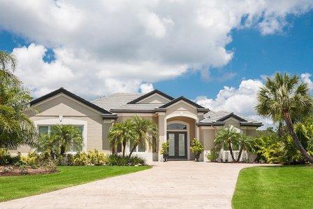 Licia Tavalaiccio & SALT REALTY, LLC