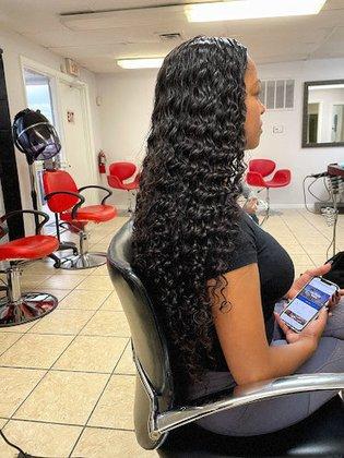 Bella's Beauty Lounge -Hair Salon