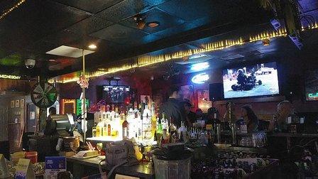Corner Bar & Grill