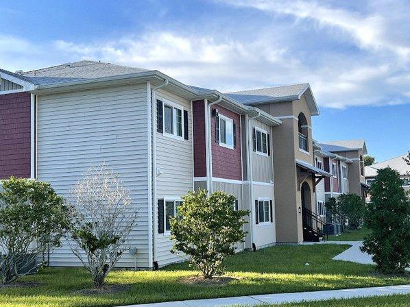 Woodlawn Trail Apartments