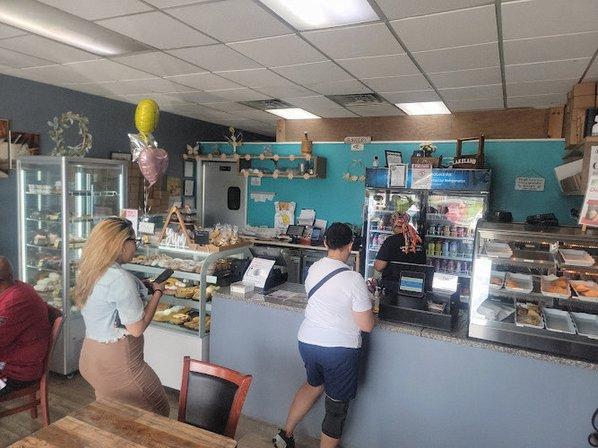 Lakeland Bakery