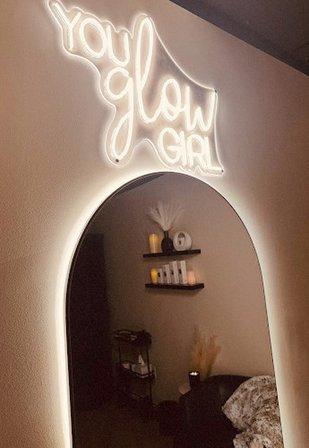 GLOW by SD