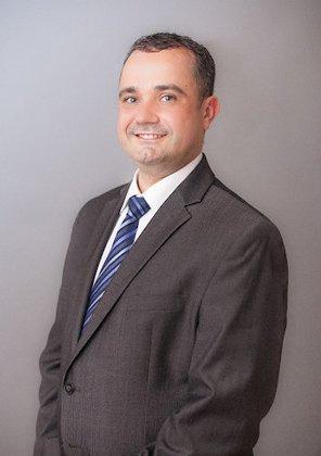 Dr. Edward H Becker, MD
