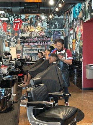 Floyd's 99 Barbershop