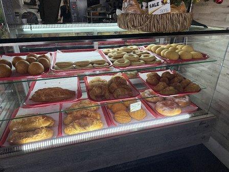 Mi Carreta Restaurant and Bakery