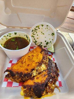 Los Chapos Tacos Lutz (Foodtruck off 41)