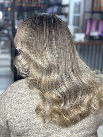 The Hair Revolution Estudio Academy