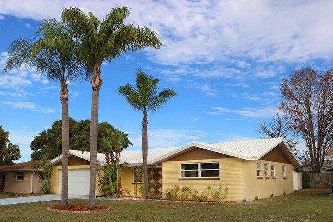 Probeyahn Group, Realtors brokered by Coastal Properties Group, International