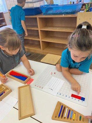 De La Fontaine Multilingual Montessori School - St Petersburg