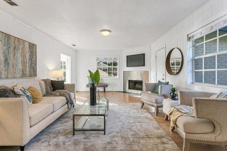 Dwell & Company Home Staging