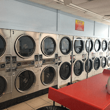COOL AND CLEAN Coin Laundromat