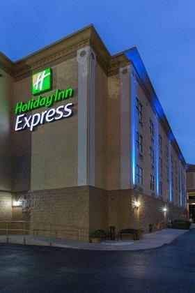 Holiday Inn Express & Suites Plant City by IHG
