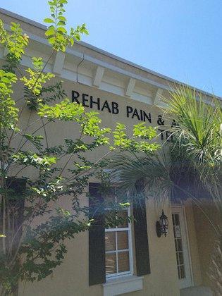 Rehabilitation Pain & Acupuncture