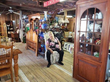 Tin Roof Rusted Collectibles
