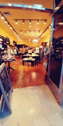 francesca's