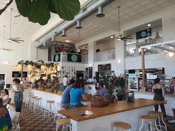 Intermezzo Coffee & Cocktails