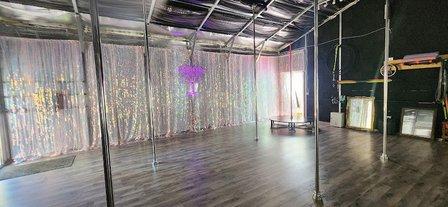 ARIES POLE FITNESS LLC