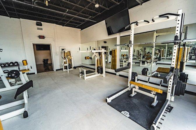 Gold's Gym Tampa (Gas Worx)