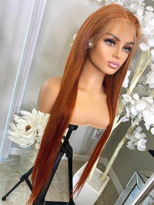 CHARLIE B HAIR CO