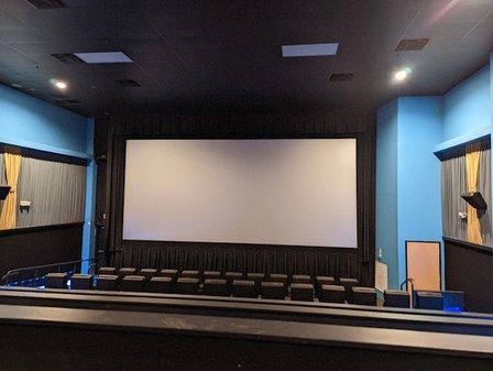 Zephyrhills Cinema 10