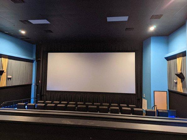 Zephyrhills Cinema 10