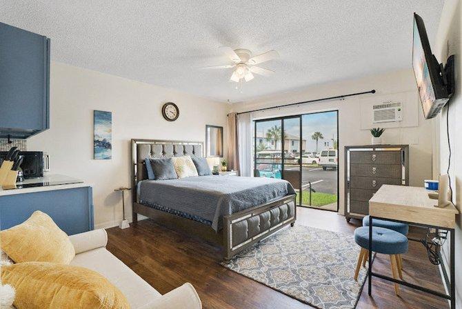 Naked Lakes Vacation Rentals
