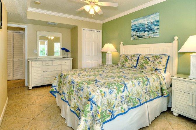 Barefoot Beach Resort