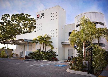150 Studio South and Jorge Alvarez Photographer