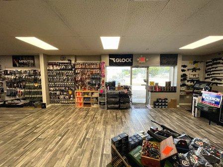 Gun Trader Den