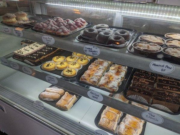 Jerome's Cafe & Bakery