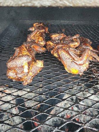 OUTSIDE BBQ