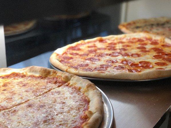 Rico's Pizzeria & Pasta House