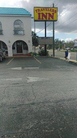 Travelers Inn