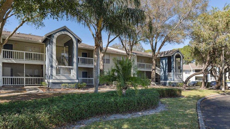 Runaway Bay Apartments