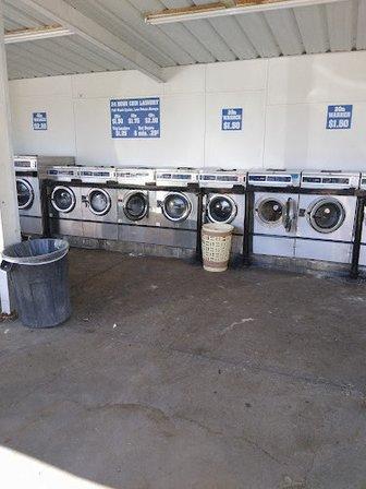 Laundromat Fl And Hills
