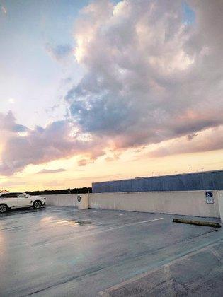D - E Garage