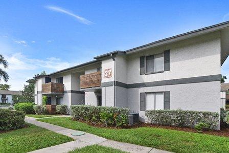 Shoreline Pointe