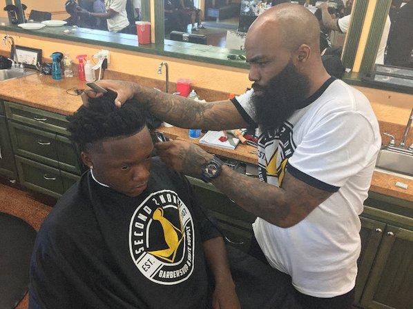 BARBER SKATE SHOP