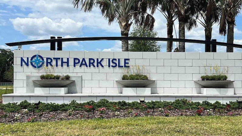 North Park Isle by D.R. Horton