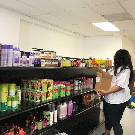 TressaHolic Salon and Beauty Suppy